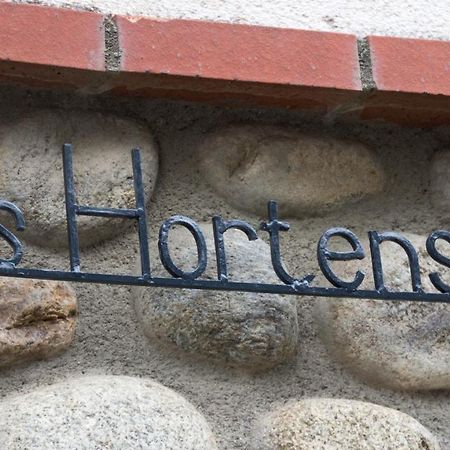 Les Hortensias Millas Екстериор снимка